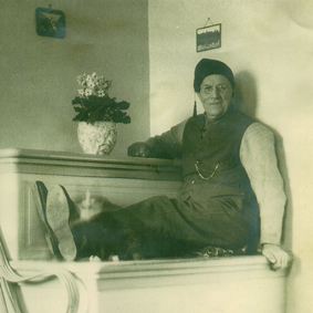 Psychic archive photo 37
